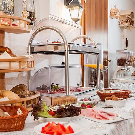 Landhaus Weidenhof Hotel Бад Грисбах Екстериор снимка